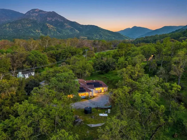 $489,000 | 43378 South Fork Drive, Three Rivers, CA 93271