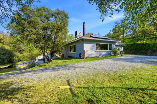 $489,000 | 43378 South Fork Drive, Three Rivers, CA 93271