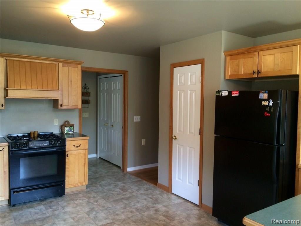 5262 Havens Road Dryden, MI 48428 - Photo 10 of 56 FullSizeRender (9).jpg