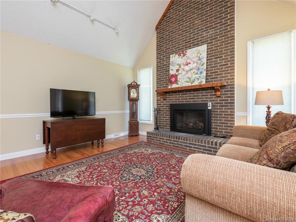 6505 Deal Road Matthews, NC 28104 - Photo 4 of 42 Gallery Image 4