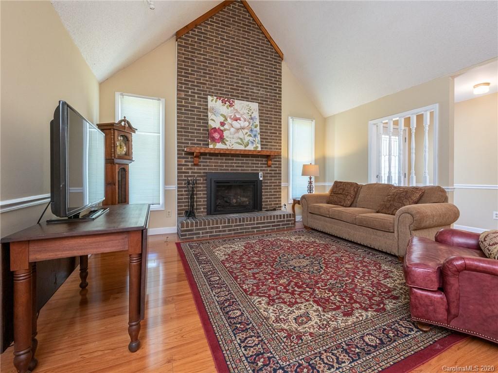 6505 Deal Road Matthews, NC 28104 - Photo 5 of 42 Gallery Image 5