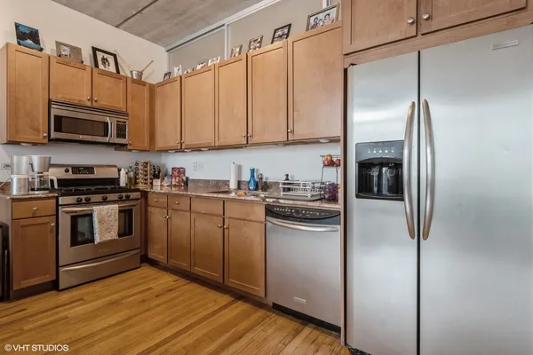 $3,400 | 630 North Franklin Street, Unit 1001, Chicago, IL 60654