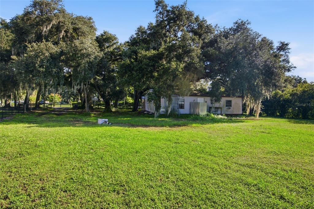 5701 Miley Road Plant City, FL 33565 - Photo 41 of 47 Gallery Image 41