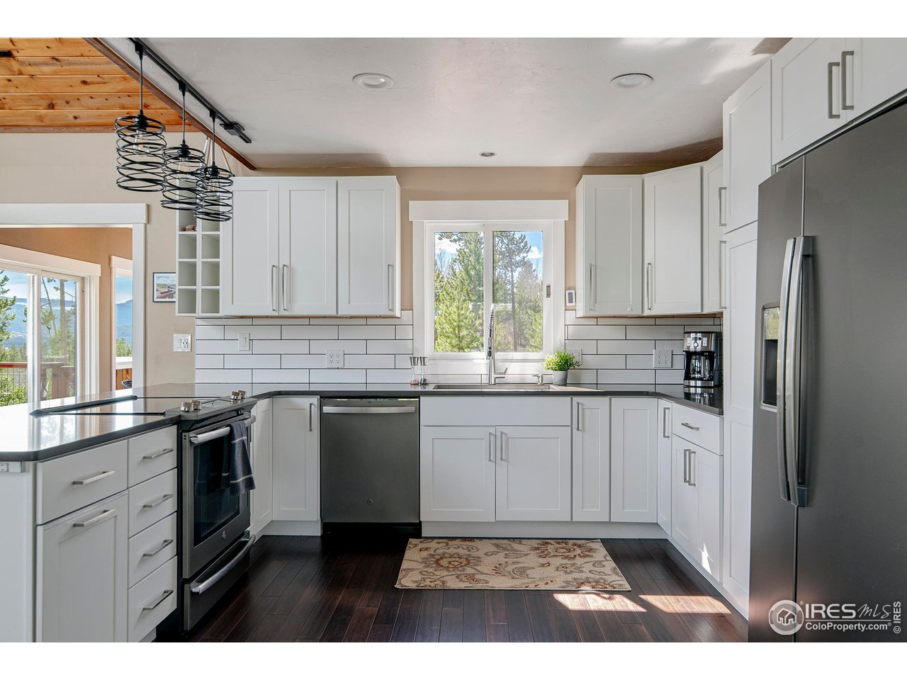 61 County Road 8501 Tabernash, CO 80478 - Photo 15 of 38