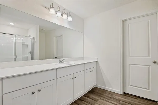 $2,600 | 2430 Sagebrush Drive, Glenn Heights, TX 75154