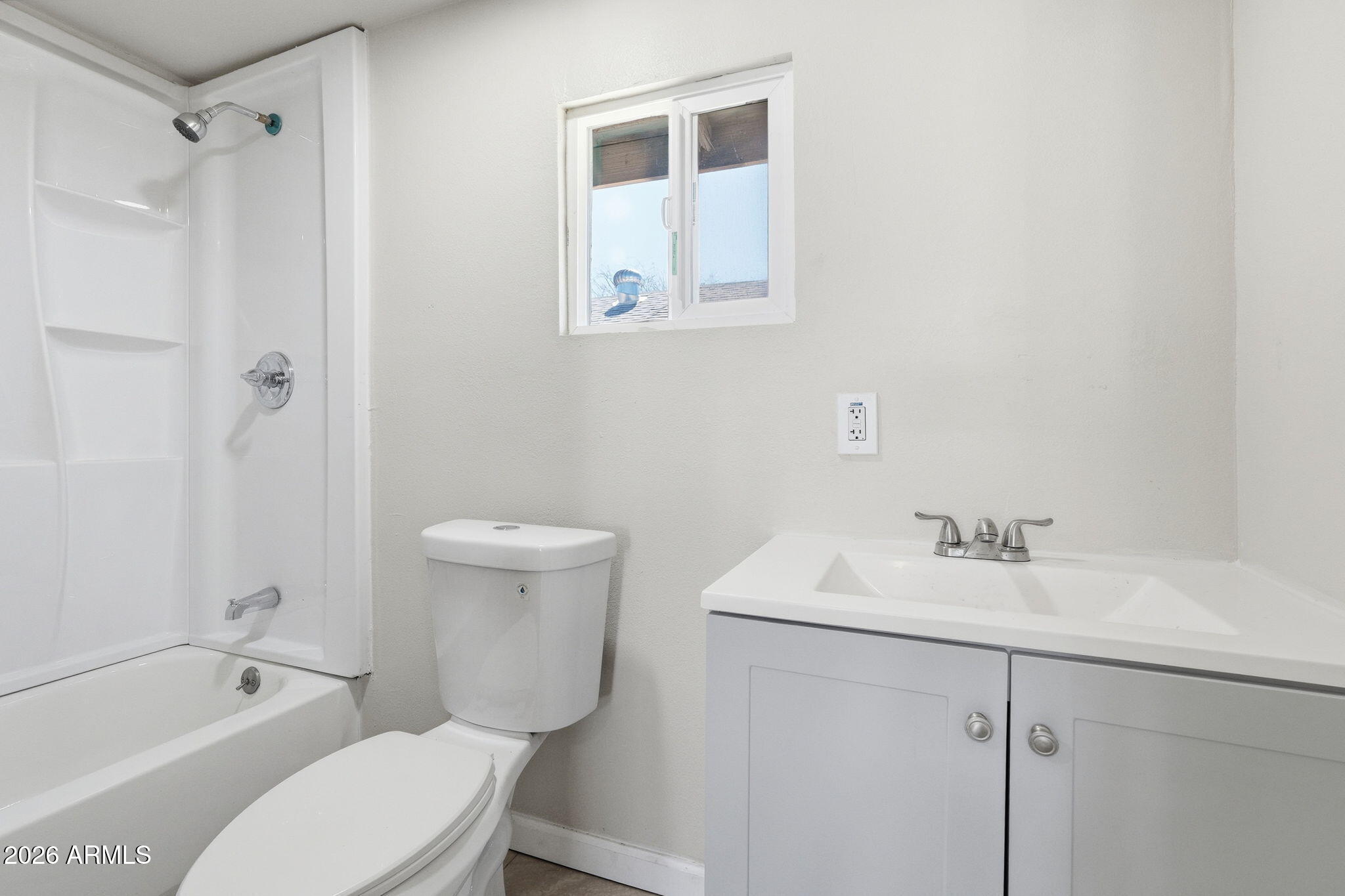 307 North D Street Eloy, AZ 85131 - Photo 18 of 23 Bathroom