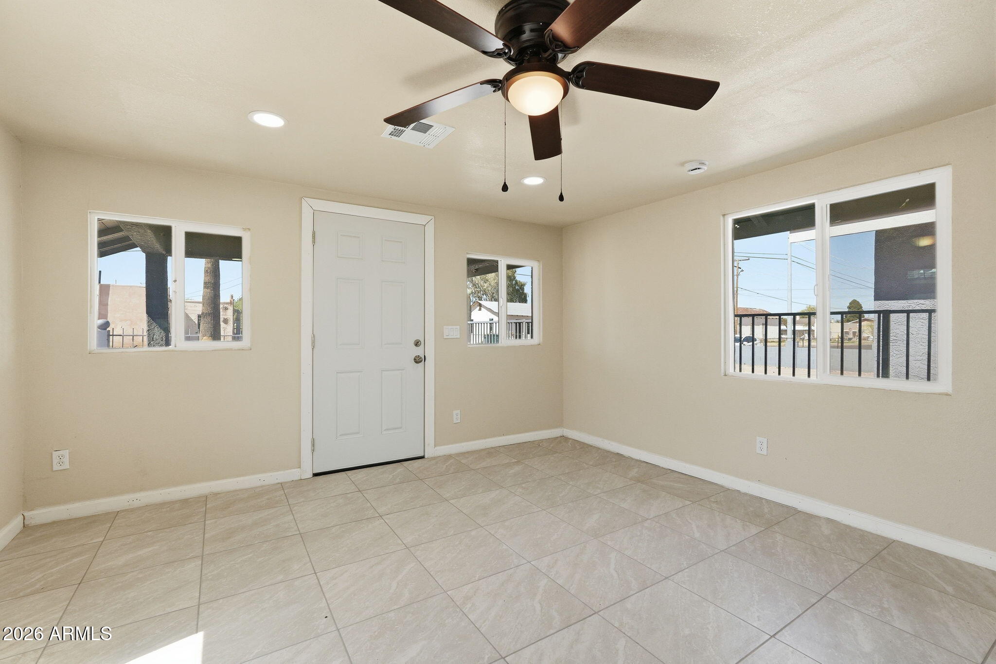 307 North D Street Eloy, AZ 85131 - Photo 9 of 23 Great Room