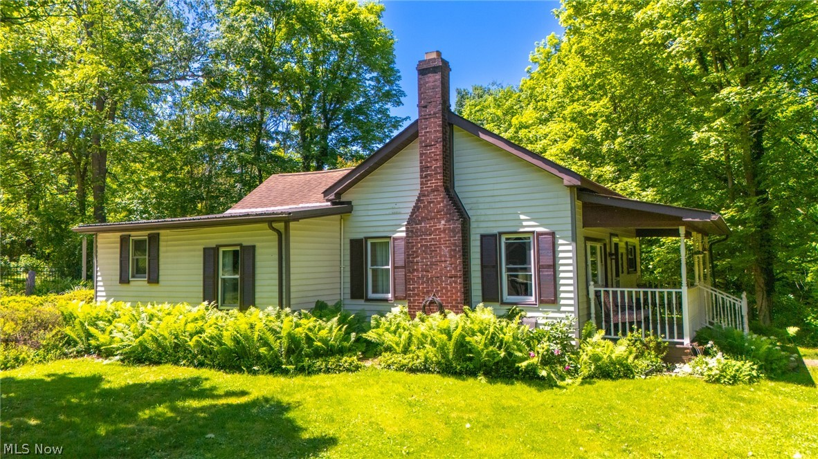 54540 Farr Road Bridgeport, OH 43912 - Photo 2 of 30 Gallery Image 2