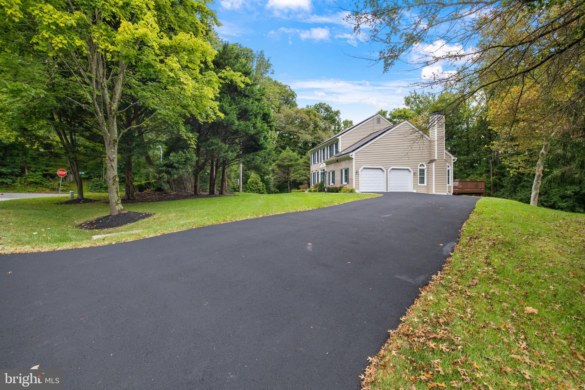14300 Delcastle Drive Bowie, MD 20721 - Photo 2 of 33 Long Driveway