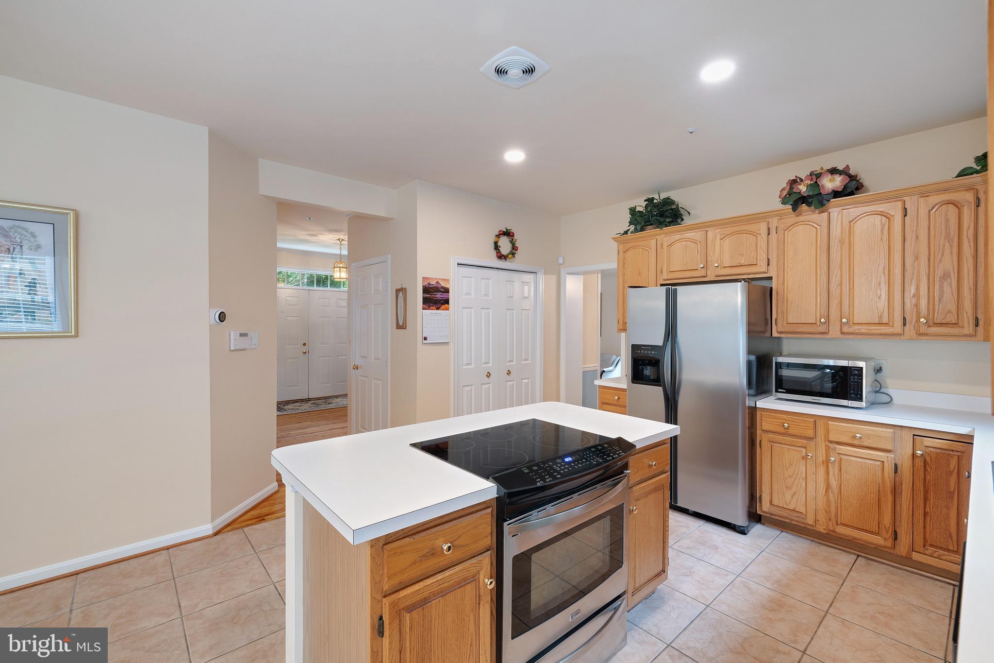 14300 Delcastle Drive Bowie, MD 20721 - Photo 7 of 33 Kitchen