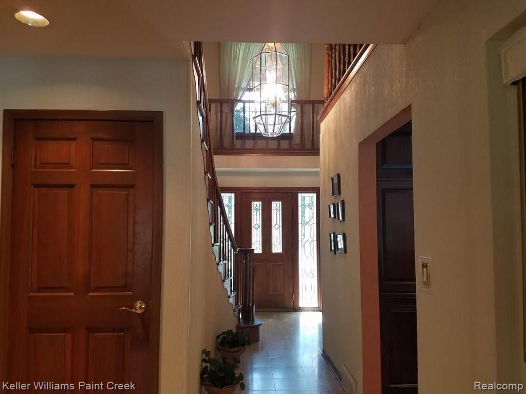 2210 Kingsford Road Rochester Hills, MI 48309 - Photo 21 of 34