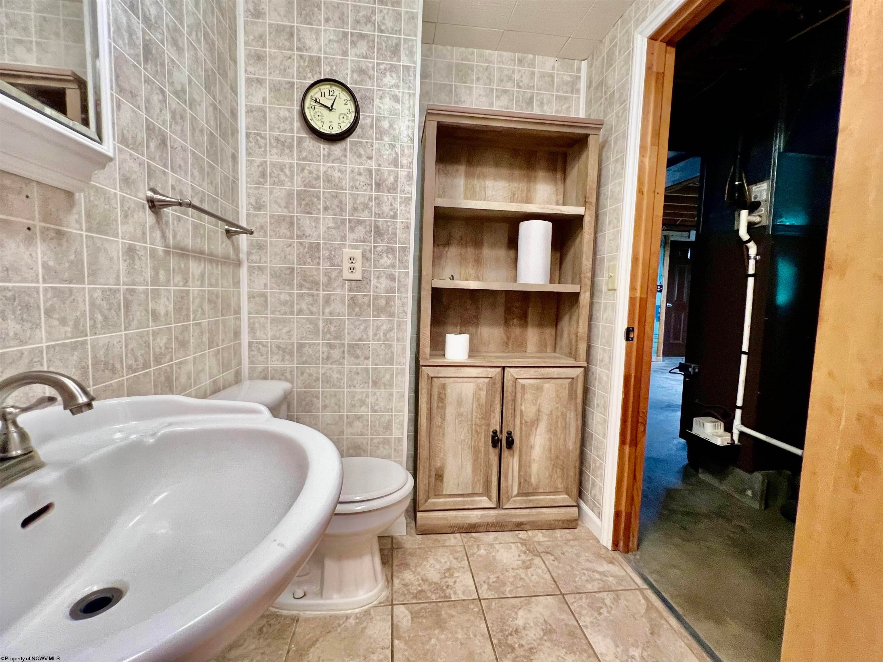 361 Stringtown Road Mannington, WV 26582 - Photo 20 of 33 Gallery Image 20