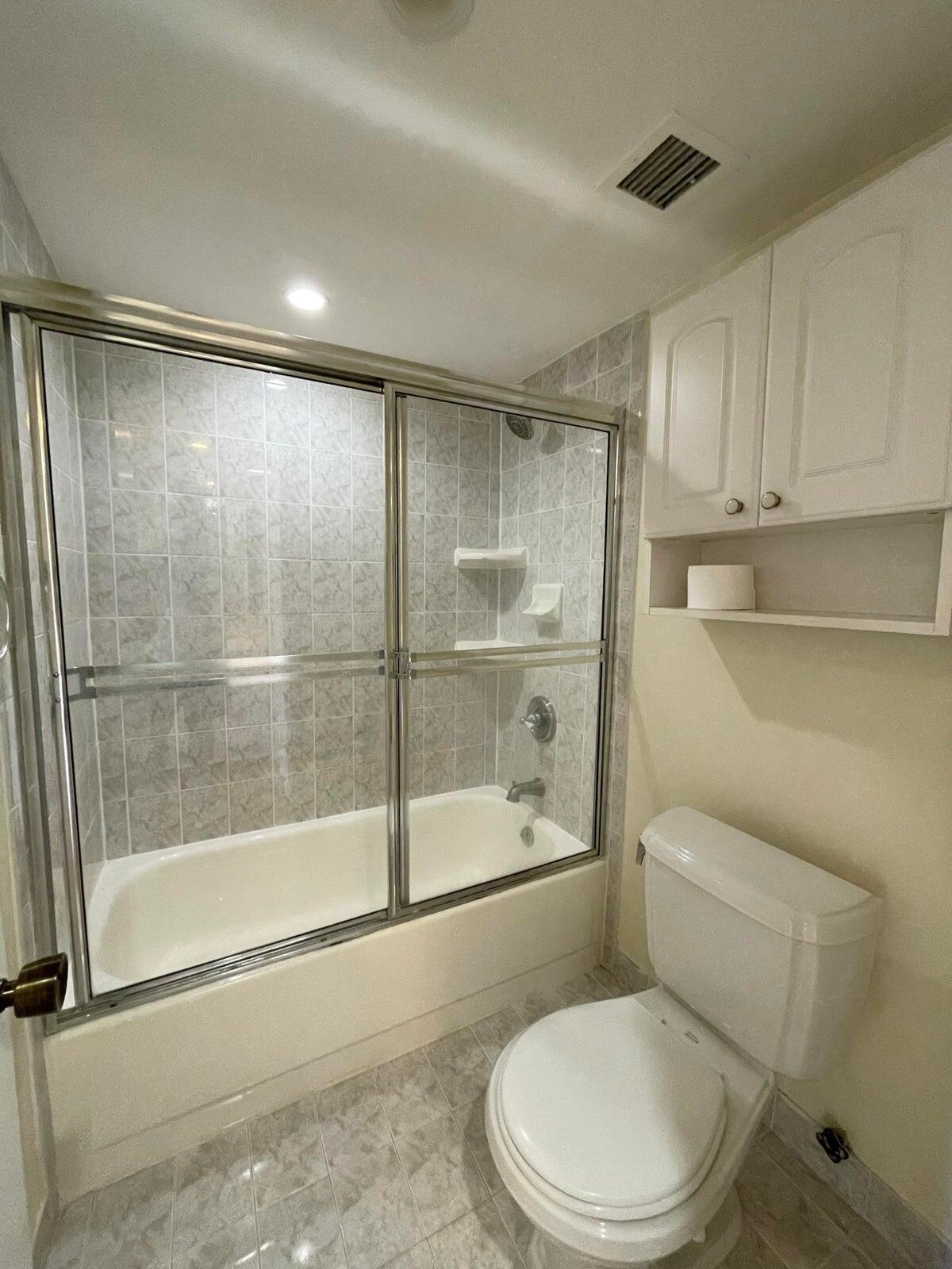 9 Royal Palm Way, Unit 106 Boca Raton, FL 33432 - Photo 9 of 22 20210504155728250189000000-o