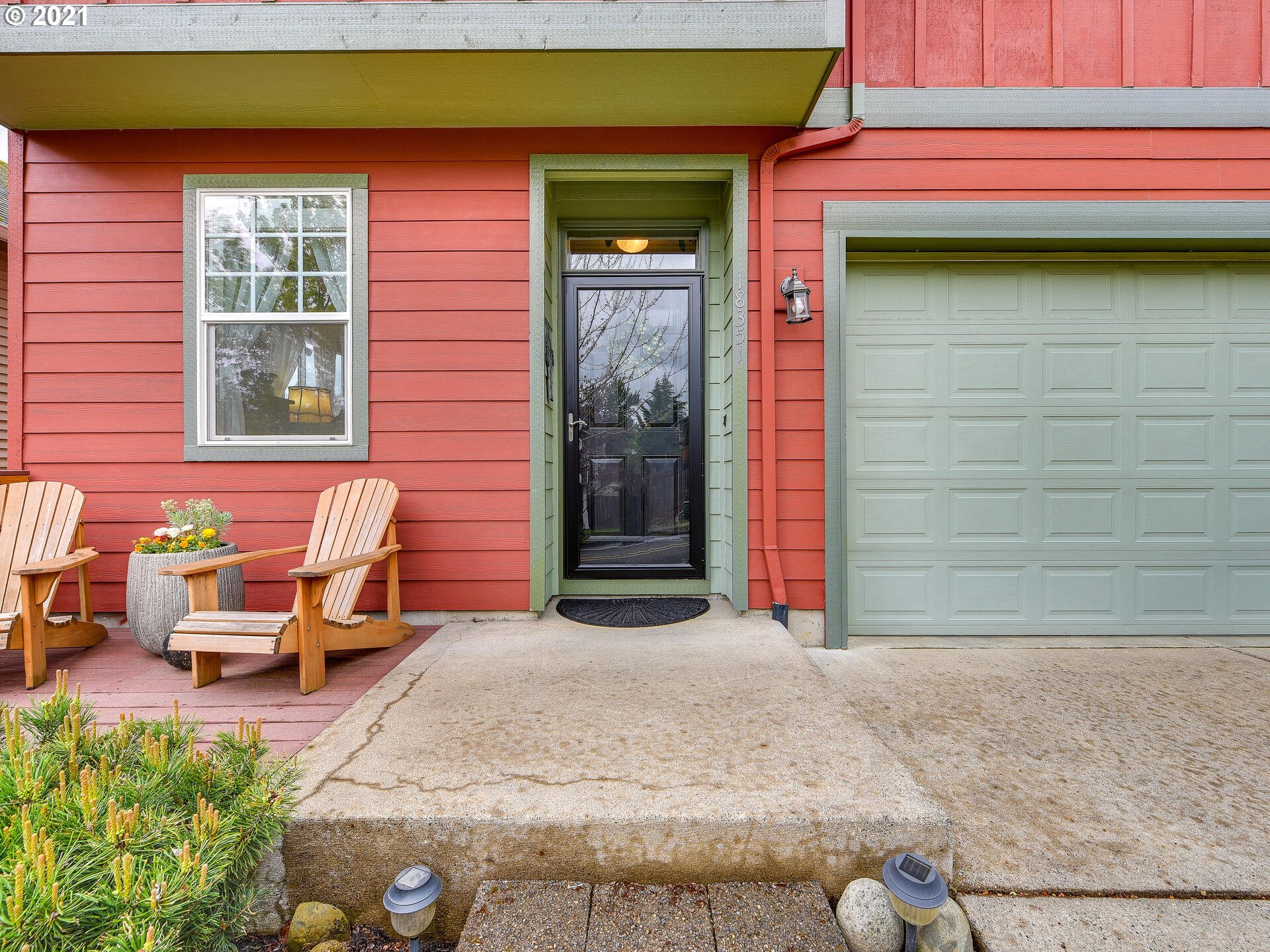 18351 Tupper Road Sandy, OR 97055 - Photo 2 of 32 Gallery Image 2