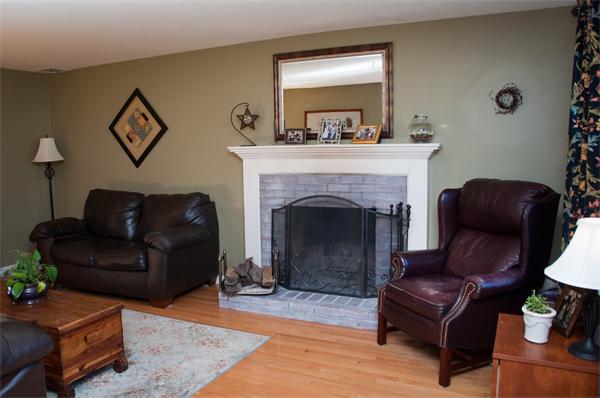 1 Merriam Way Upton, MA 01568 - Photo 8 of 20 Gallery Image 8