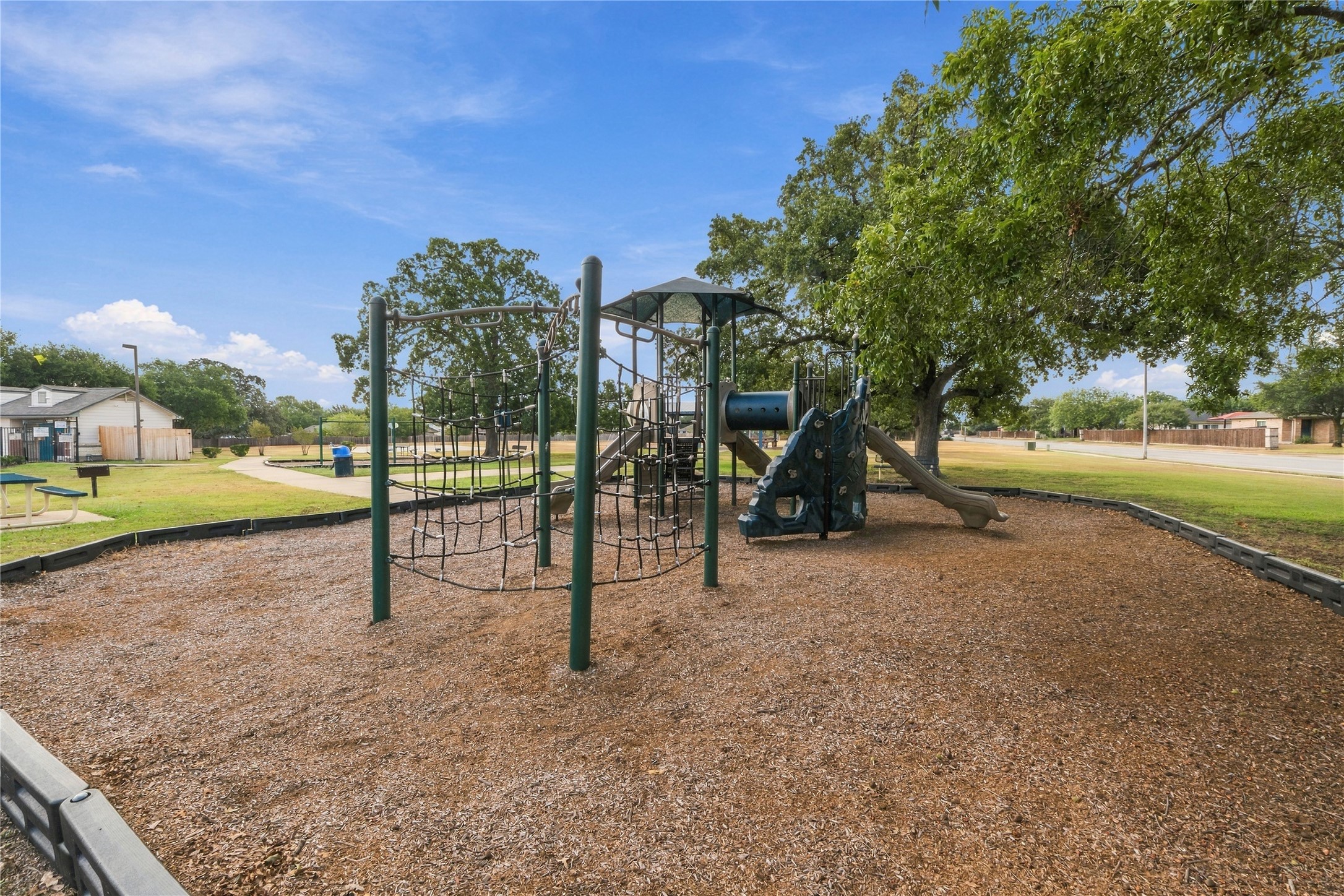 405 Fairfield Loop Leander, TX 78641 - Photo 34 of 40 Gallery Image 34