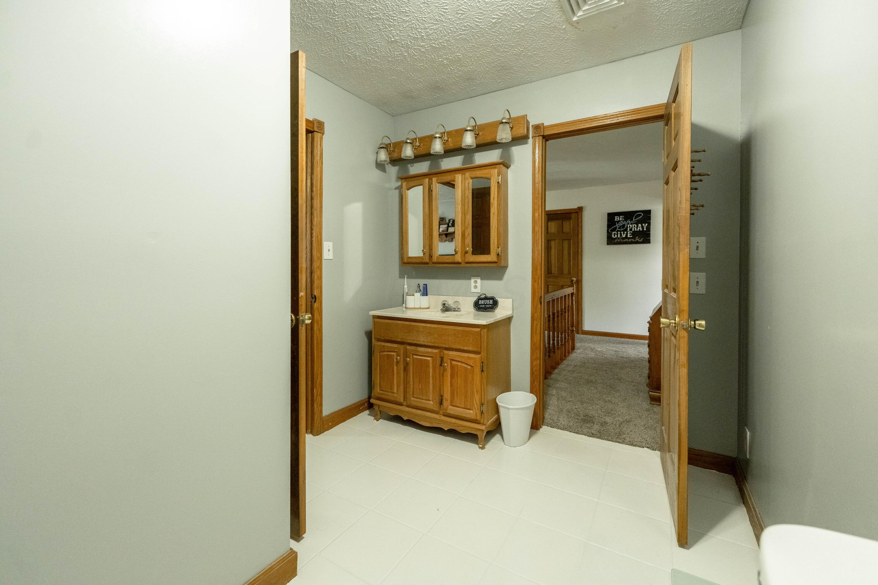 1384 Potts Hill Road Bainbridge, OH 45612 - Photo 35 of 66 DSC01319