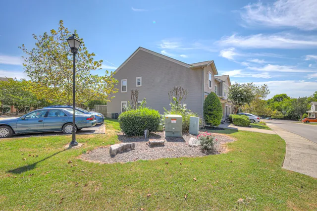 $335,000 | 2622 Nashboro Boulevard, Nashville, TN 37217