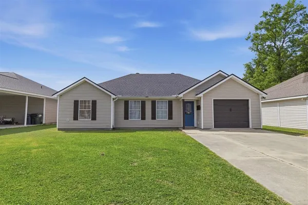 $209,900 | 1005 Bee Tree Street, Westlake, LA 70669