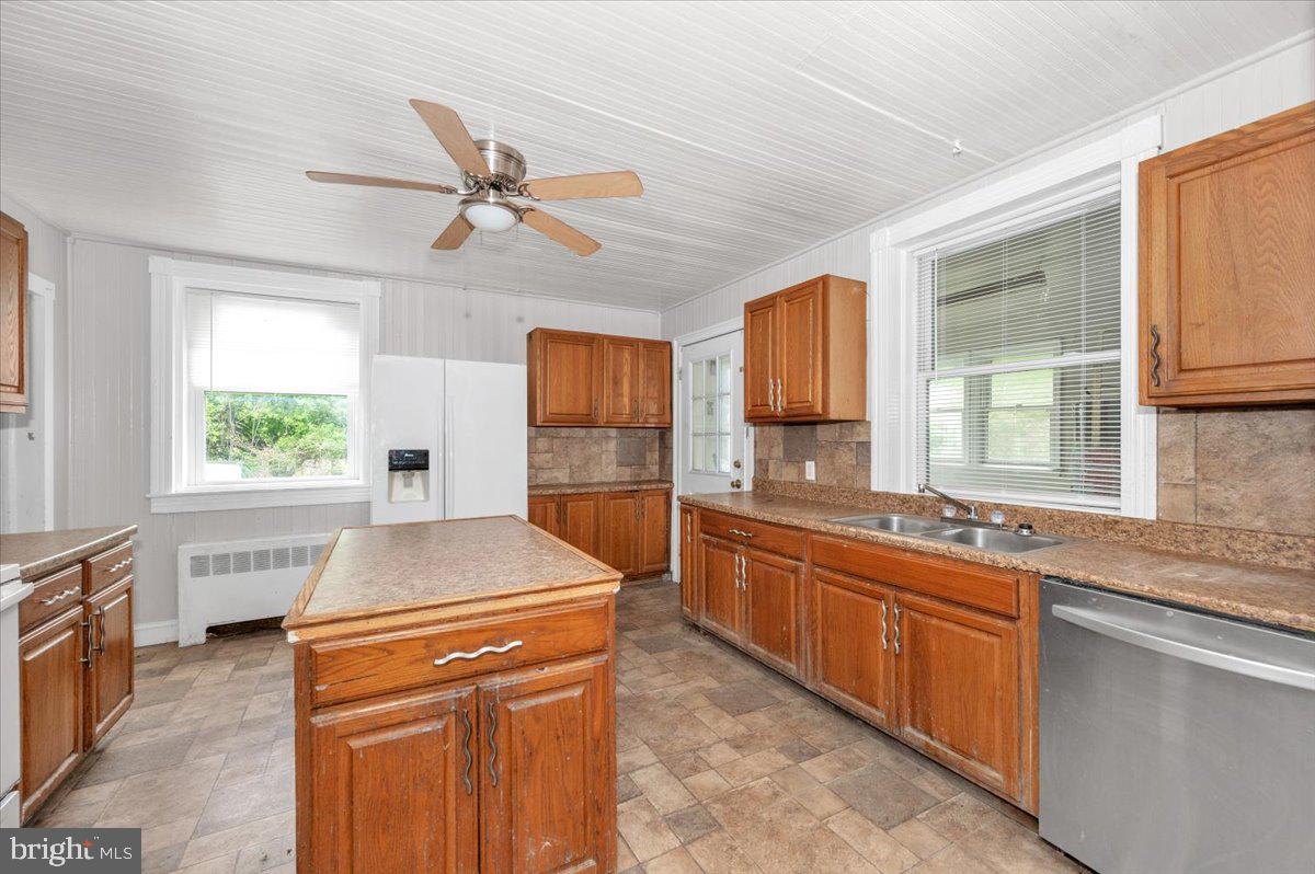 576 Halltown Road Harpers Ferry, WV 25425 - Photo 25 of 63