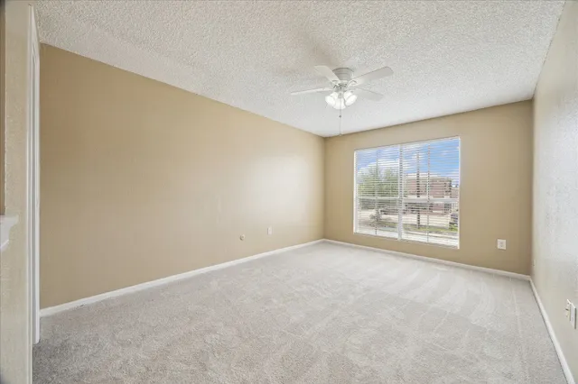 $115,000 | 1500 Bay Area Boulevard, Unit 422, Houston, TX 77058