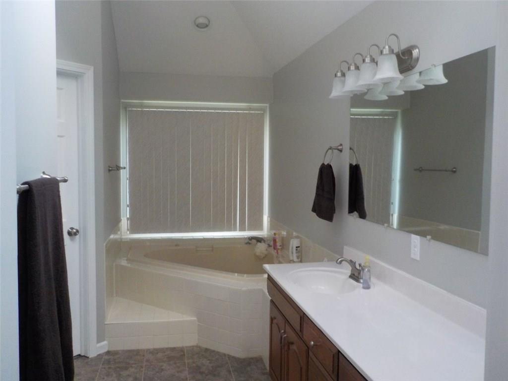 342 Hearthstead Way Pendleton, IN 46064 - Photo 7 of 14 Gallery Image 7