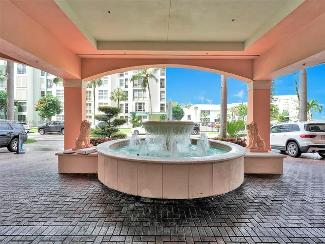 $7,900 | 17555 Atlantic Boulevard, Unit 1101, Sunny Isles Beach, FL 33160