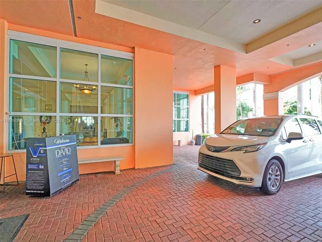 $7,900 | 17555 Atlantic Boulevard, Unit 1101, Sunny Isles Beach, FL 33160