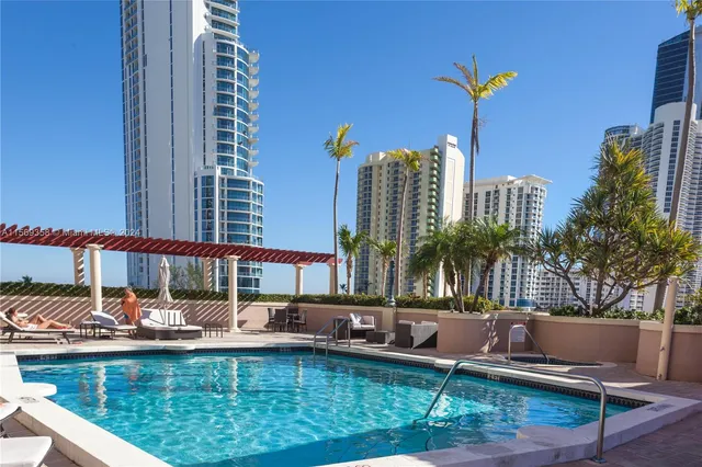 $7,900 | 17555 Atlantic Boulevard, Unit 1101, Sunny Isles Beach, FL 33160