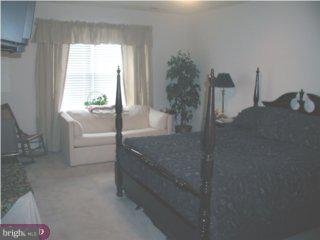 82 Chapel Hill Road Mount Laurel, NJ 08054 - Photo 2 of 6 Gallery Image 2