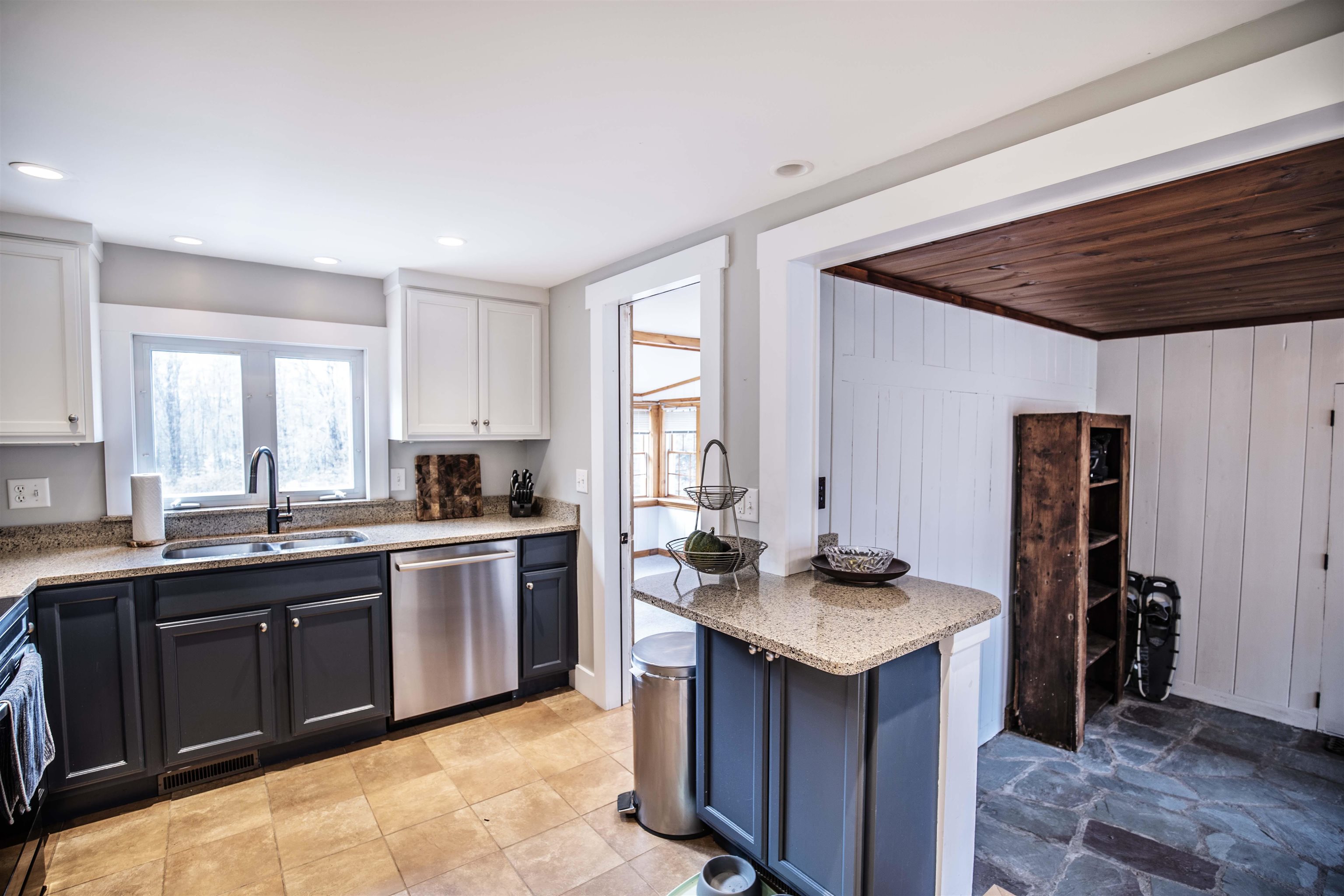 544 Upper Straw Road Hopkinton, NH 03229 - Photo 8 of 39 Gallery Image 8