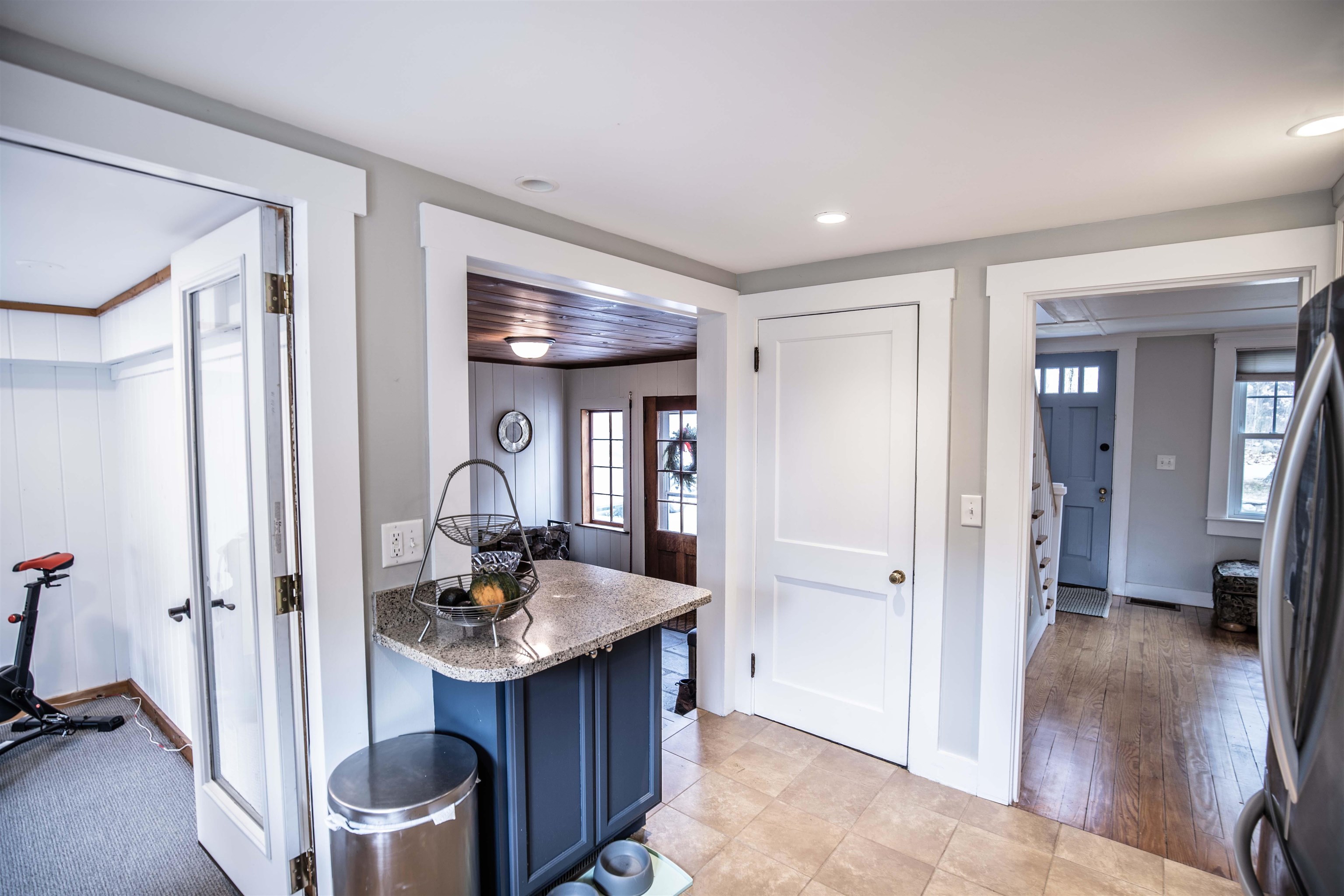 544 Upper Straw Road Hopkinton, NH 03229 - Photo 9 of 39 Gallery Image 9