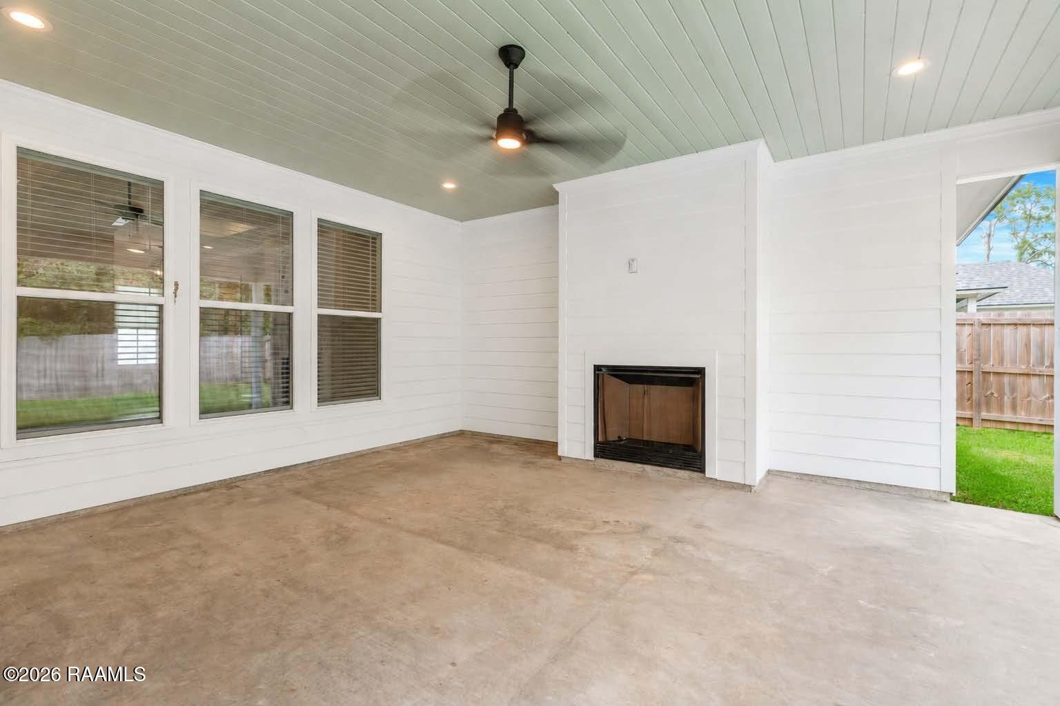 611 Whispering Meadows Road Broussard, LA 70518 - Photo 25 of 36 Patio