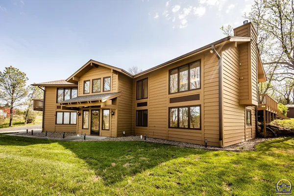 $598,750 | 6530 Northwest Rossville Road, Rossville, KS 66533