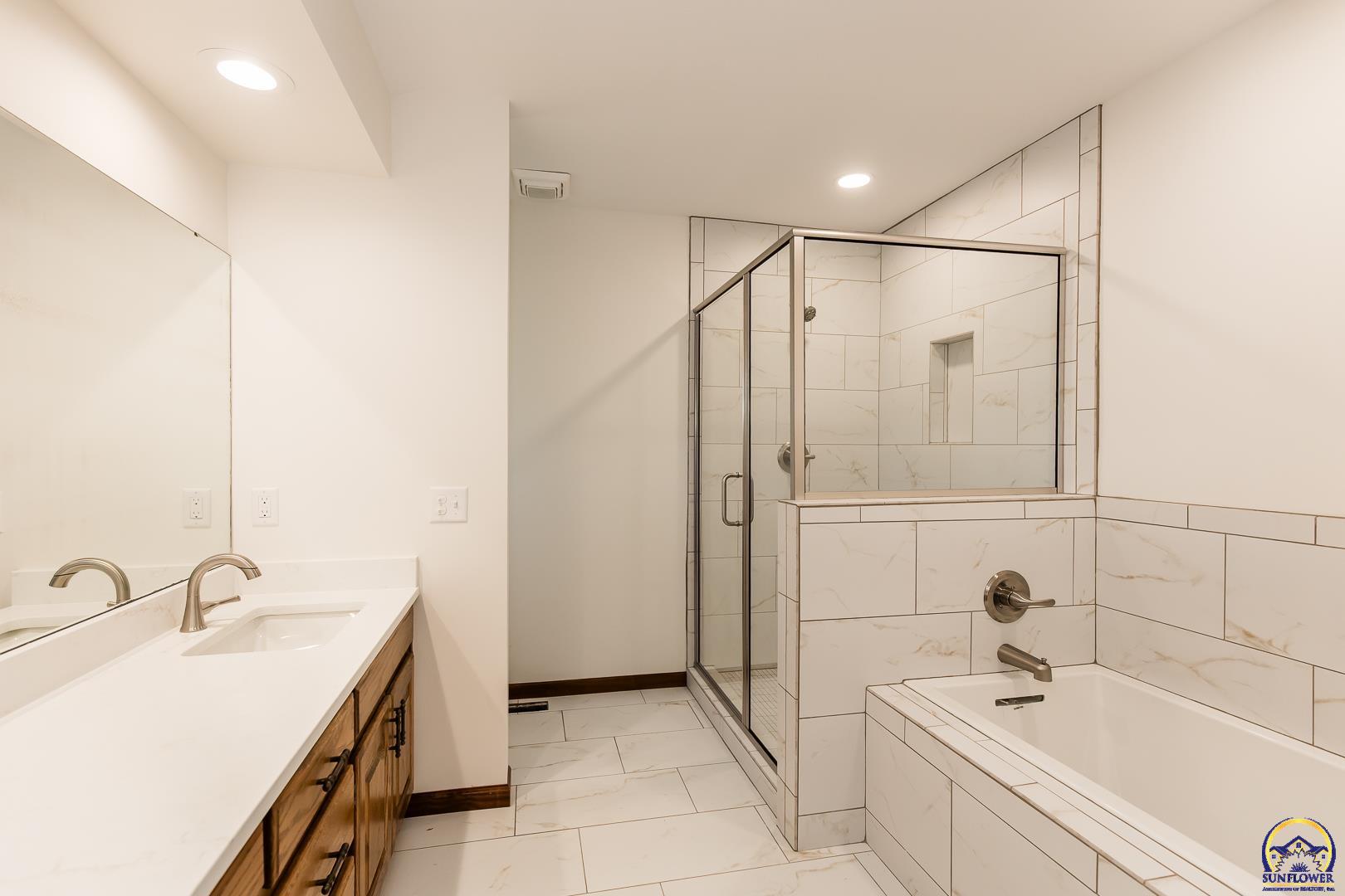 6530 Northwest Rossville Road Rossville, KS 66533 - Photo 18 of 88