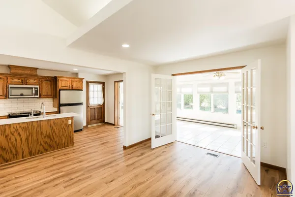 $598,750 | 6530 Northwest Rossville Road, Rossville, KS 66533