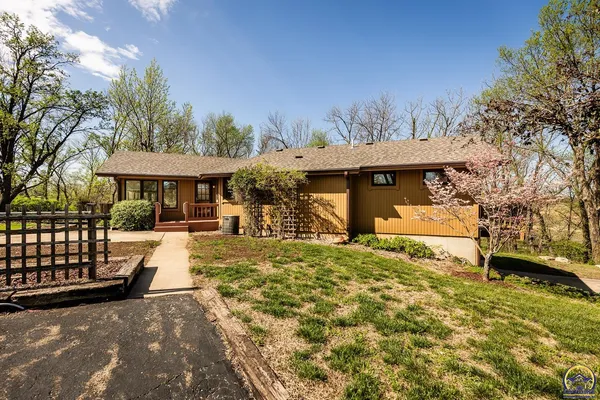 $598,750 | 6530 Northwest Rossville Road, Rossville, KS 66533