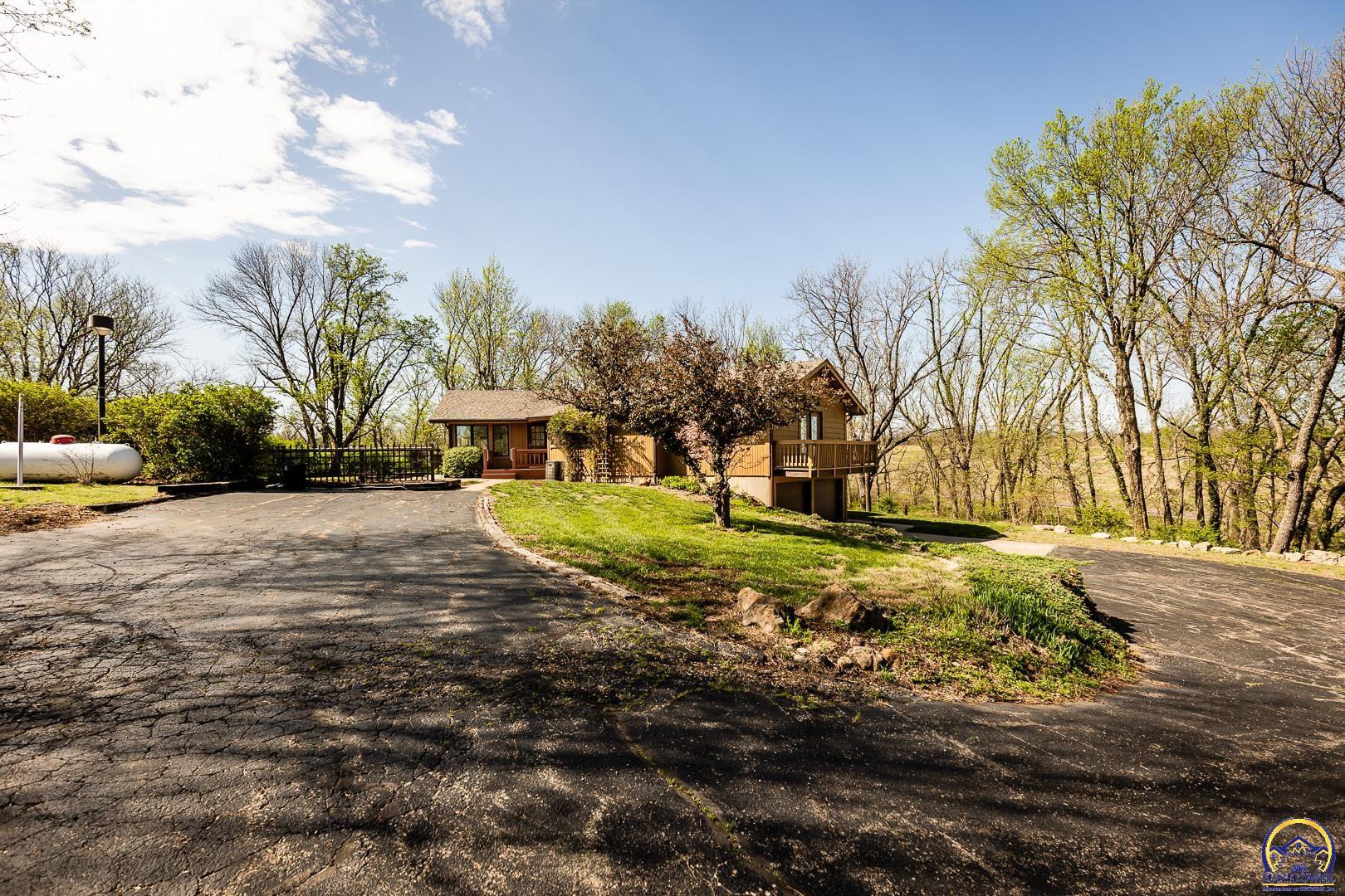 6530 Northwest Rossville Road Rossville, KS 66533 - Photo 46 of 88