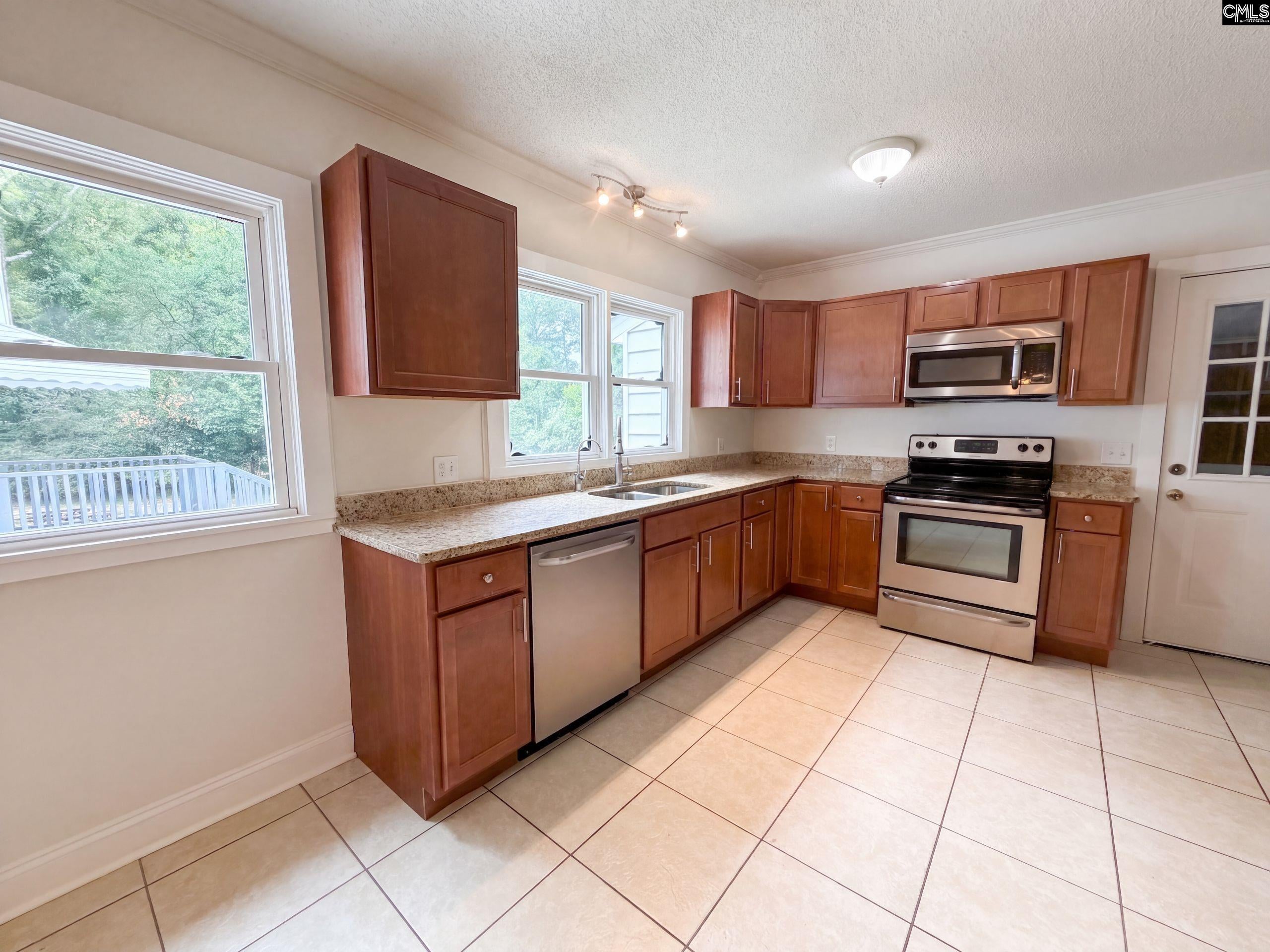 5710 Edgehill Road Sumter, SC 29154 - Photo 7 of 20 Gallery Image 7