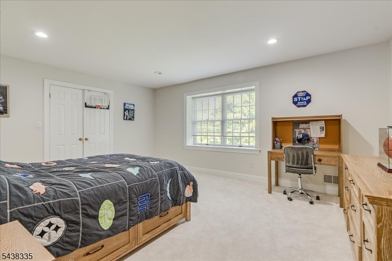 21 Rockage Road Warren, NJ 07059 - Photo 27 of 48