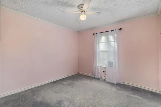 $299,900 | 713 Arapaho Drive, Tioga, TX 76271