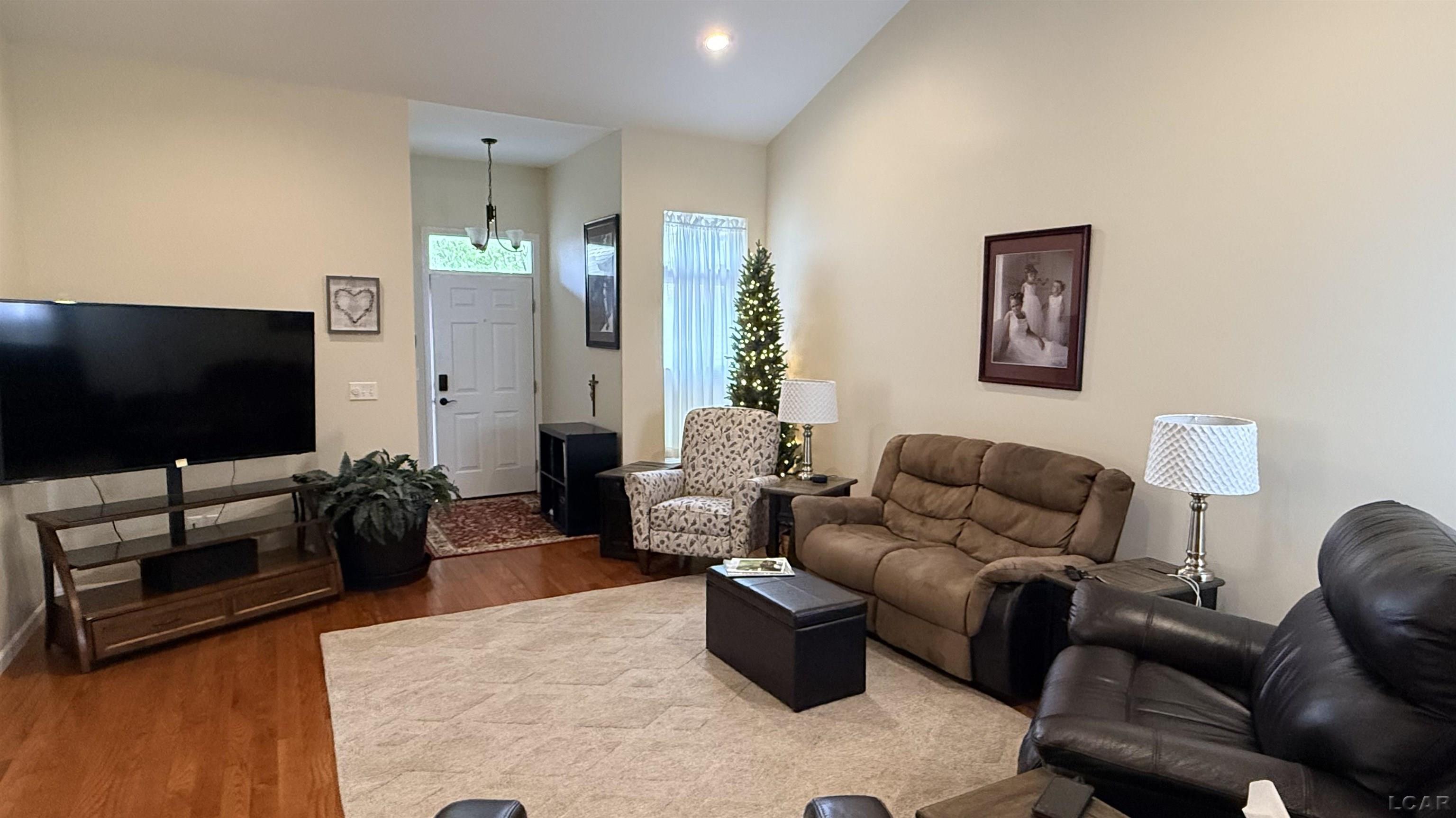 634 Ridge Lane Tecumseh, MI 49286 - Photo 5 of 25