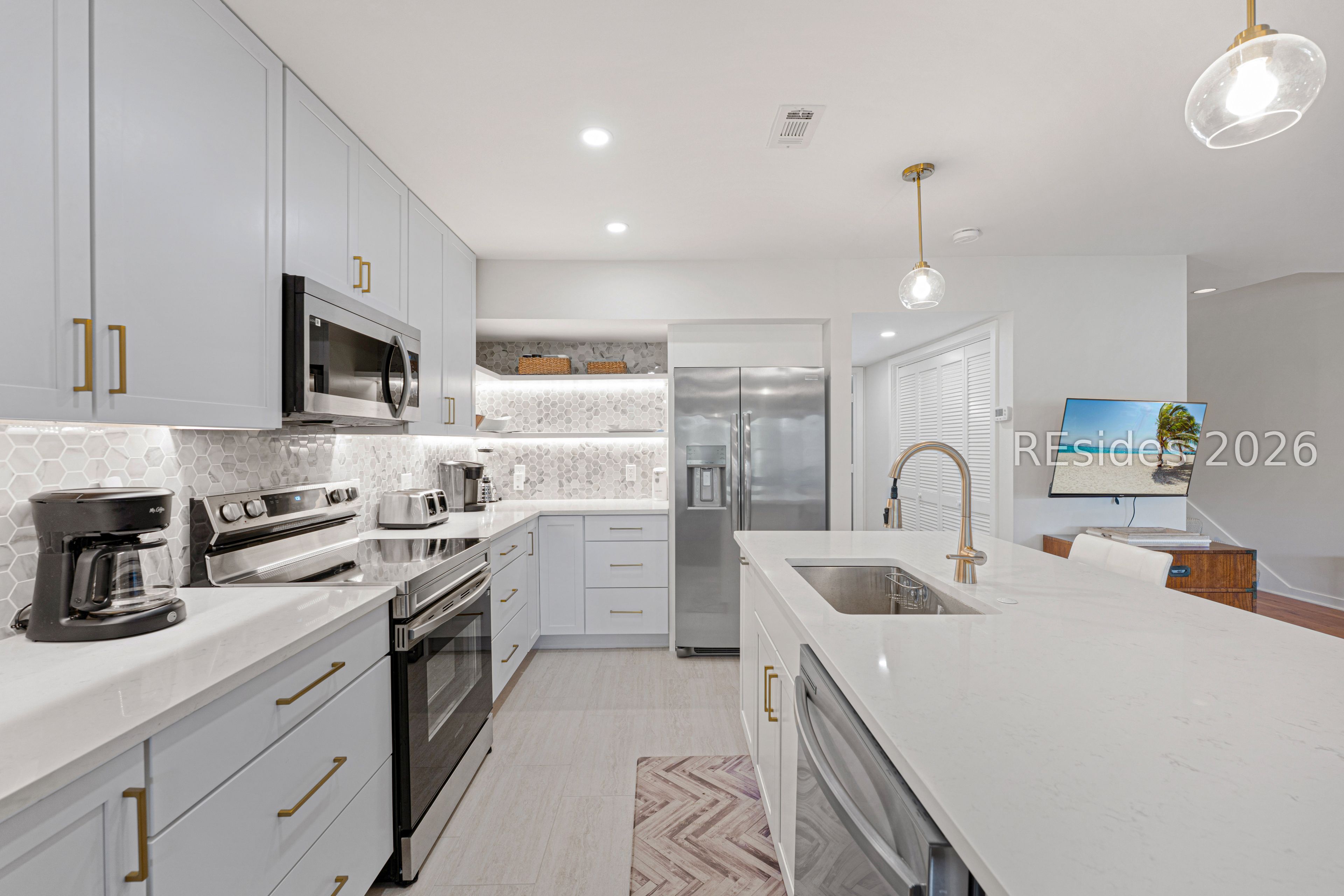 Completely renovated kitchen 2026