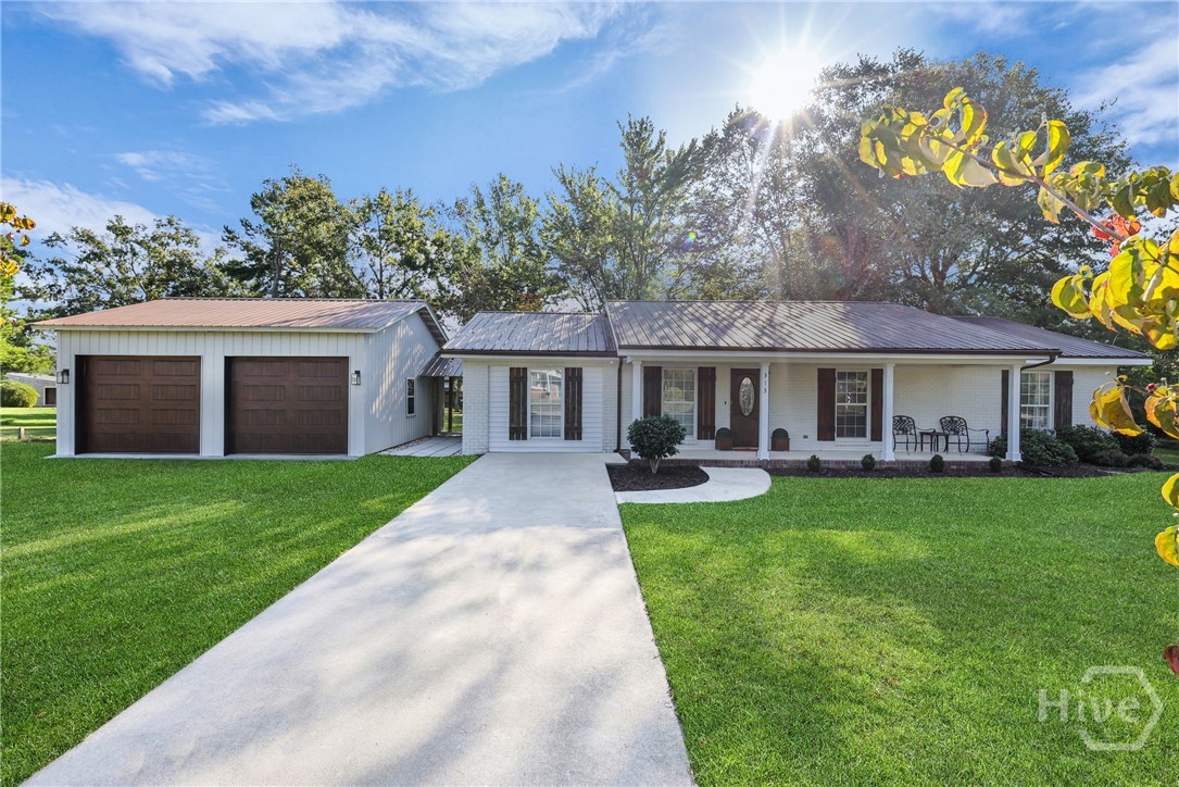 313 Hickory Street Springfield, GA 31329 - Photo 1 of 29 Front