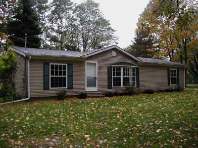 4384 Bundy Road Coloma, MI 49038 - Photo 1 of 1 Primary Photo