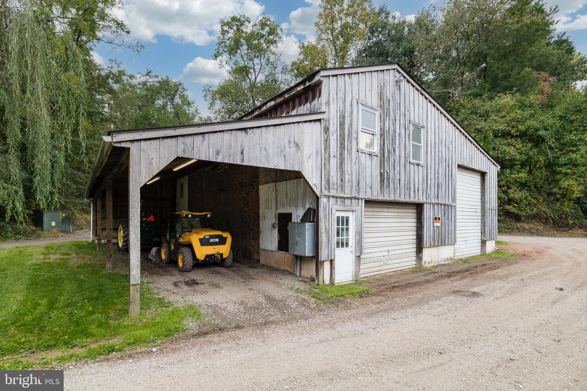 1261 Sheep Hill Road Pottstown, PA 19465 - Photo 5 of 95 Gallery Image 5