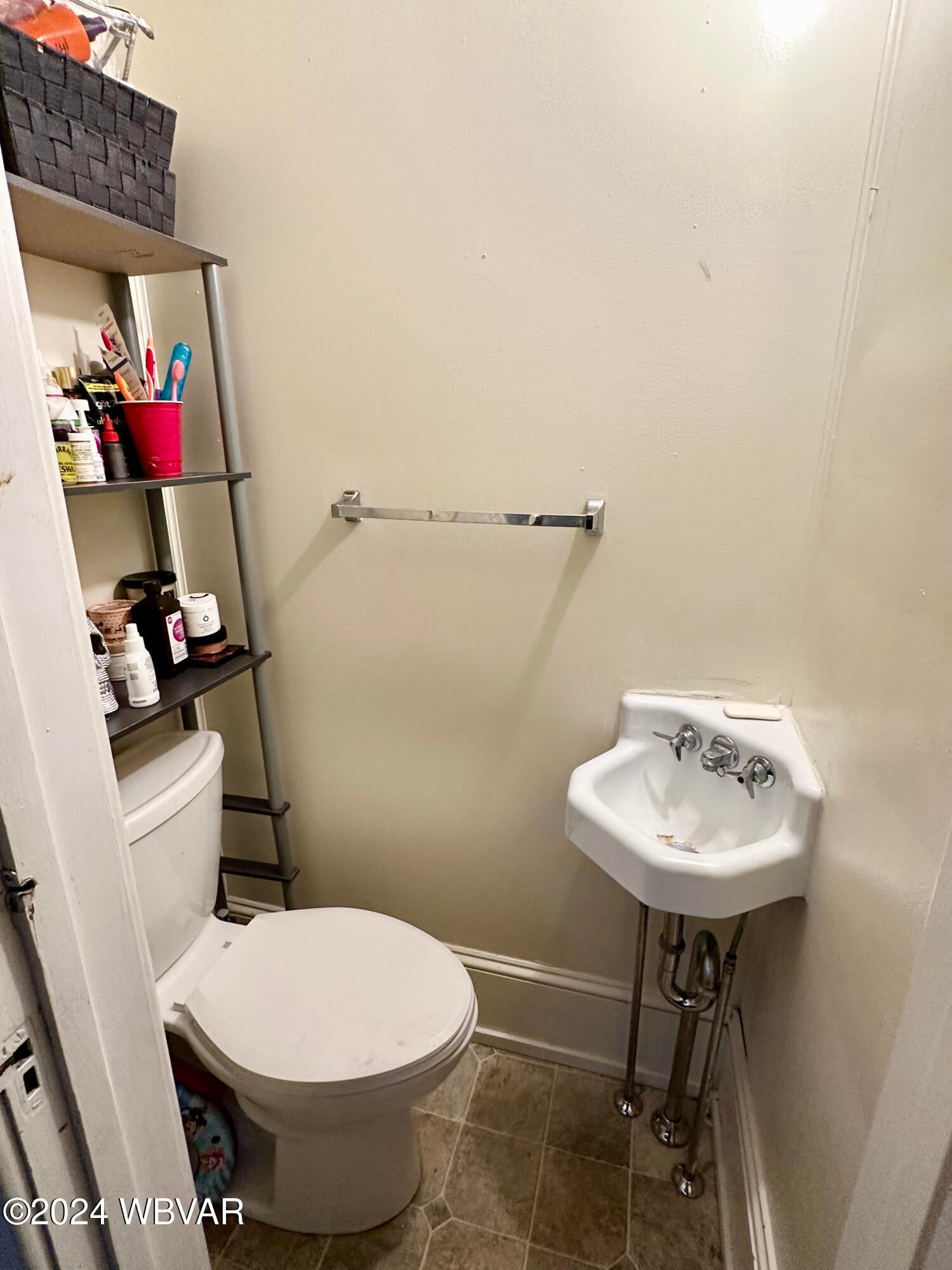 507-509 Rural Avenue Williamsport, PA 17701 - Photo 16 of 24 507 Half Bath