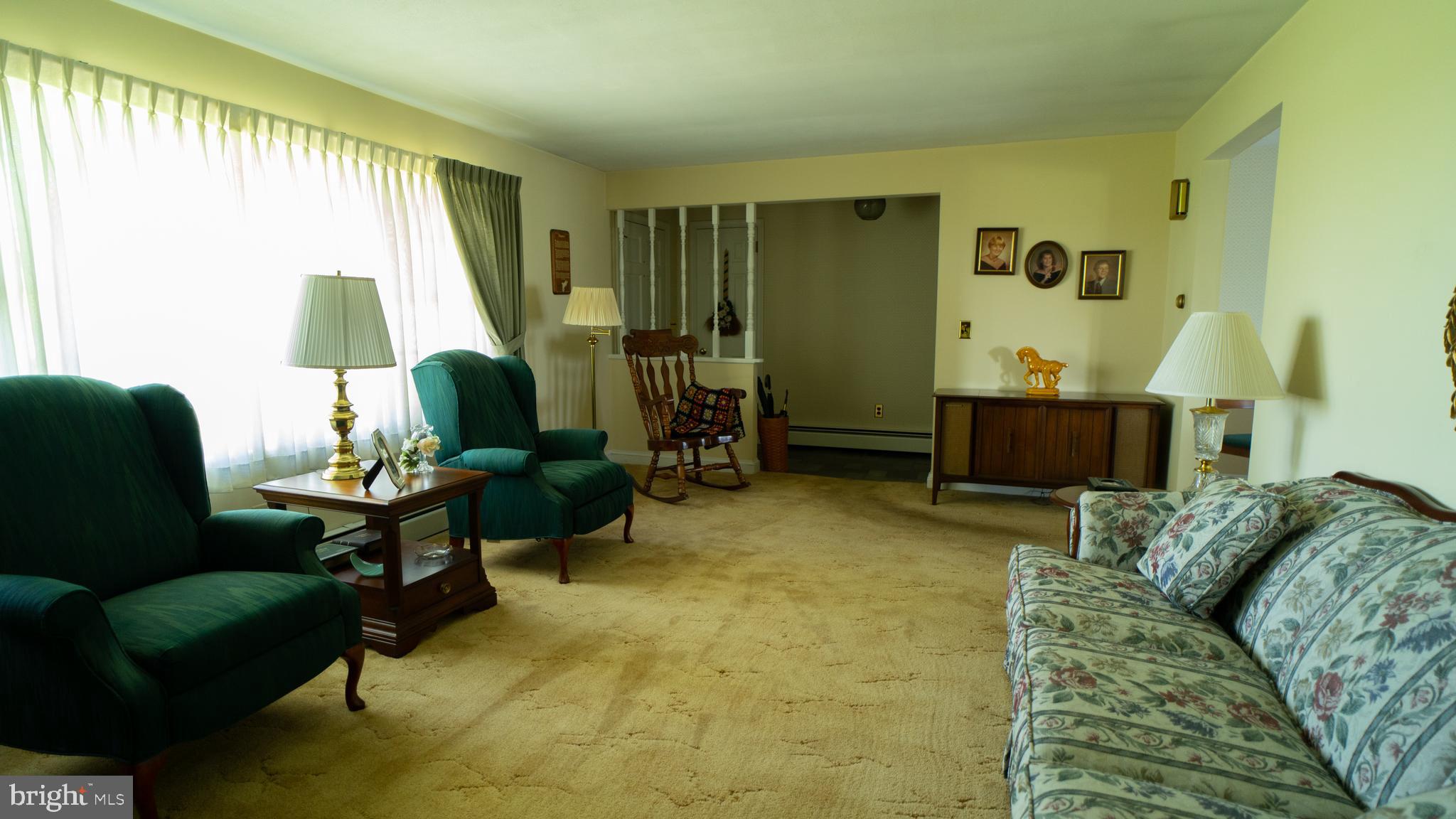 636 Halteman Road Souderton, PA 18964 - Photo 32 of 43 Living Room