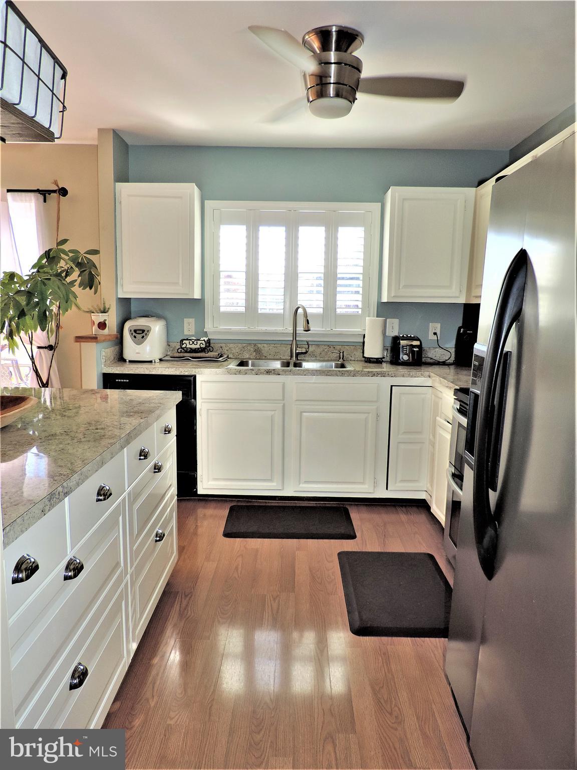 3605 Heathers Way Baltimore, MD 21234 - Photo 6 of 28 Kitchen