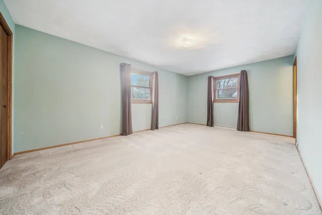 $329,000 | 3531 West Sunnyview Road, Appleton, WI 54914